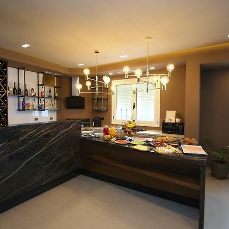 Nomelia Residence B&BVlorë エクステリア 写真