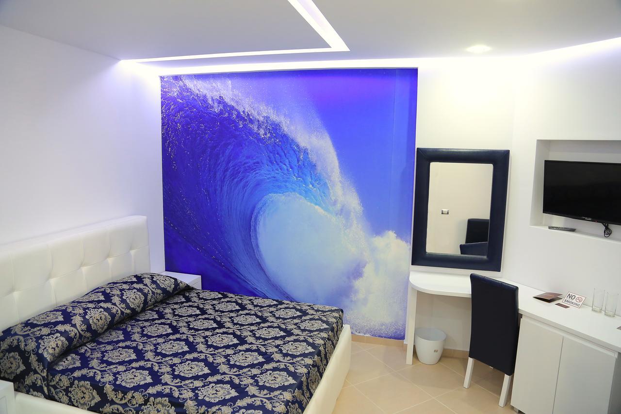 Nomelia Residence B&BVlorë エクステリア 写真