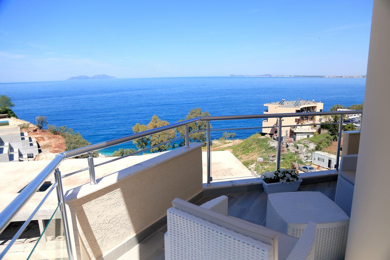 Nomelia Residence B&BVlorë エクステリア 写真