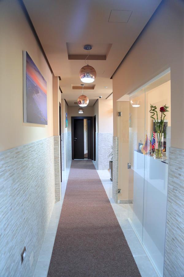 Nomelia Residence B&BVlorë エクステリア 写真