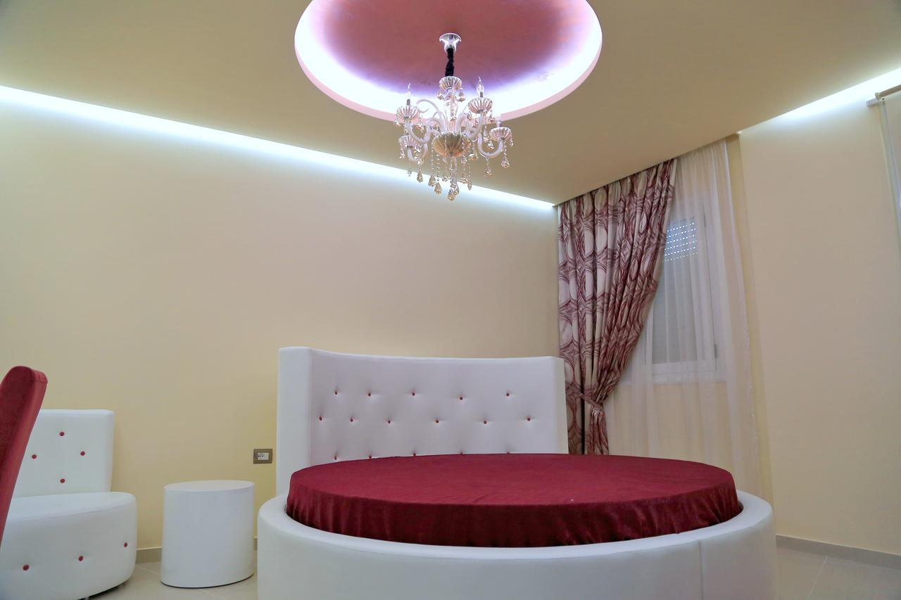 Nomelia Residence B&BVlorë エクステリア 写真