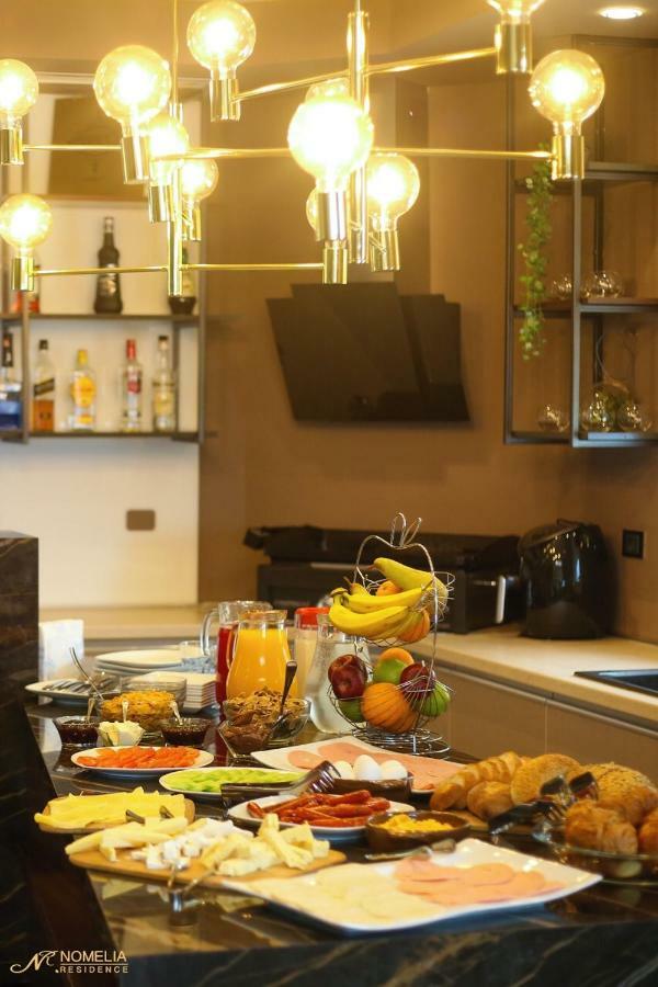 Nomelia Residence B&BVlorë エクステリア 写真